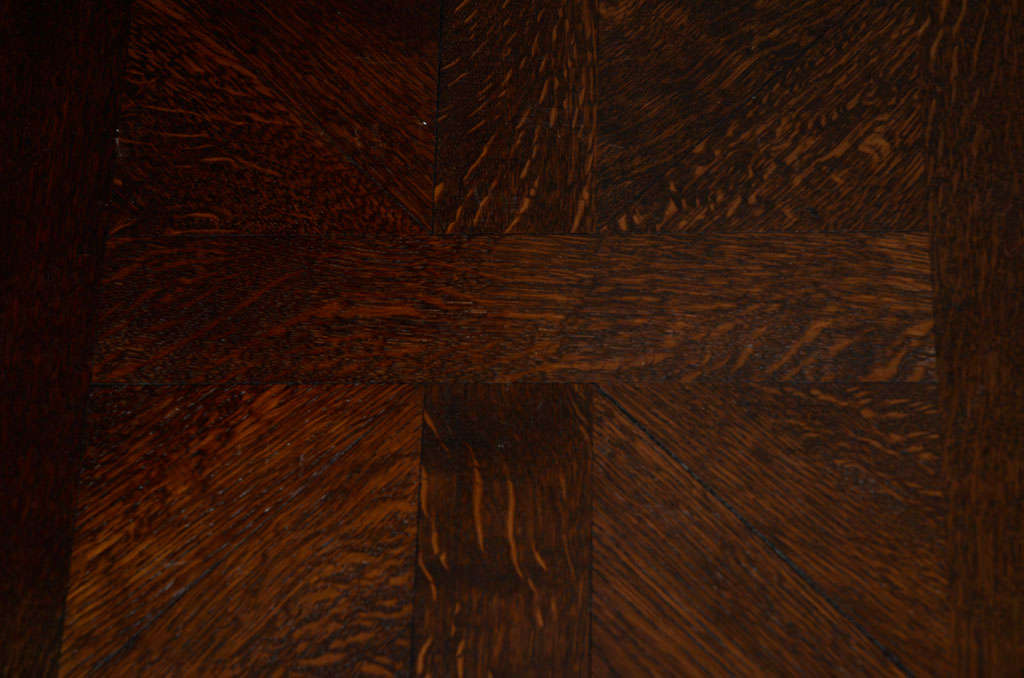 Plateau de table en parquet de chêne du 19ème siècle avec base en acier contemporaine Excellent état - En vente à New York, NY